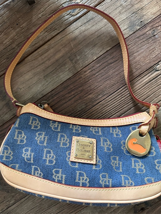 Dooney & Bourke Handbags - Vintage Y2K Dooney & Bourke Signature Denim Small Zip-Top Shoulder Bag